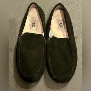 UGG Men’s Ascot Slippers Size: US 6.5 - US 7